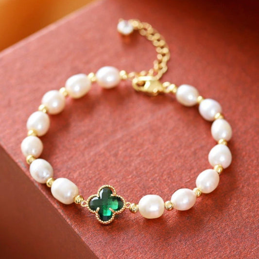 Lyckoarmband